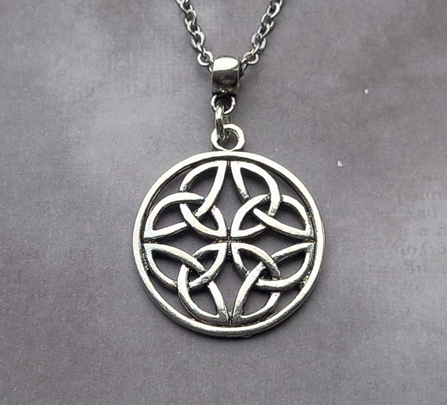 Circular Celtic Knot Necklace