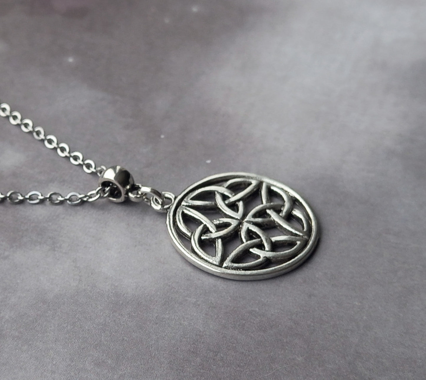 Circular Celtic Knot Necklace
