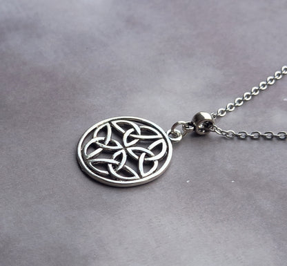Circular Celtic Knot Necklace