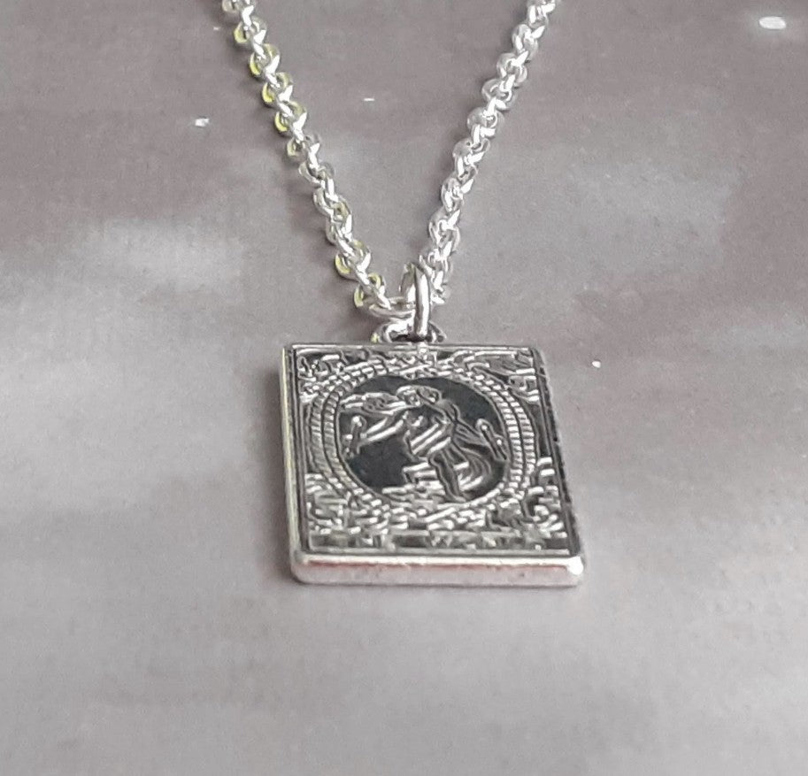 The World Metal Tarot Card Necklace