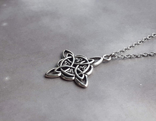 Witch's Knot Necklace